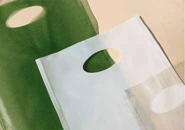 Another algae-based plastic and disposable item!